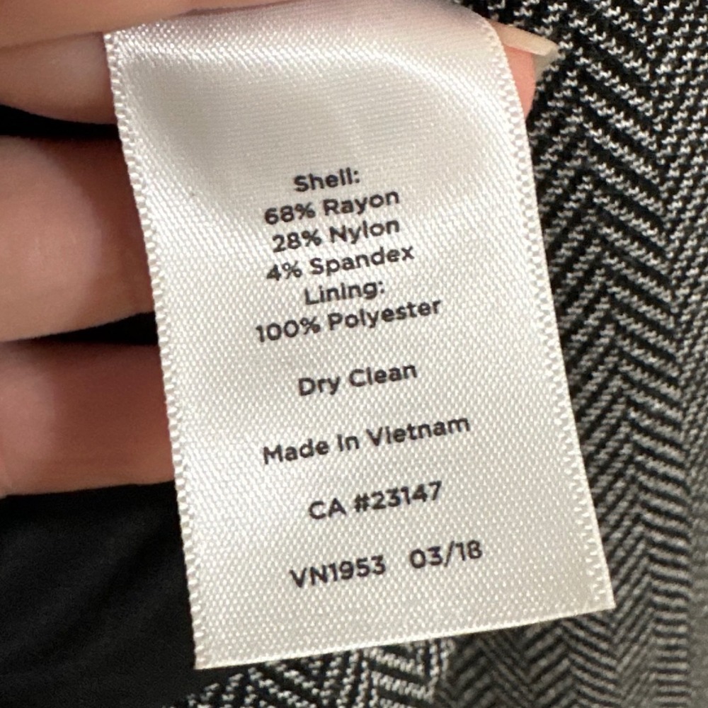 TALBOTS | Italian Luxe Knit Herringbone Front‎ Zip Collarless Blazer Jacket, 8 - Picture 8 of 8